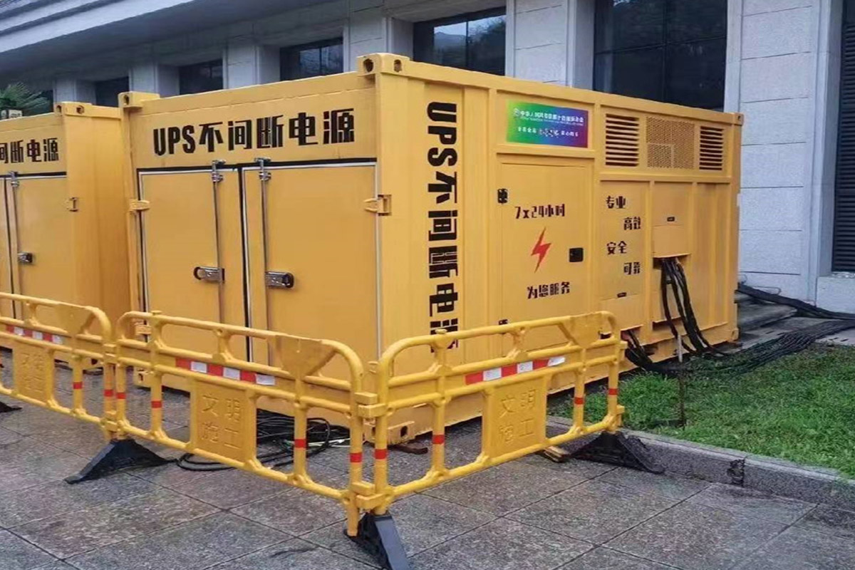 赤峰发电机租赁施工现场